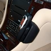 KUDA Handykonsole f�r Cadillac Escalade ab 2007