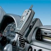 KUDA Handykonsole Mercedes Sprinter ab 2/00 & ab 03/03