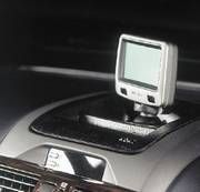 ARAT Navihalter NISSAN Maxima QX A33 ab 2000